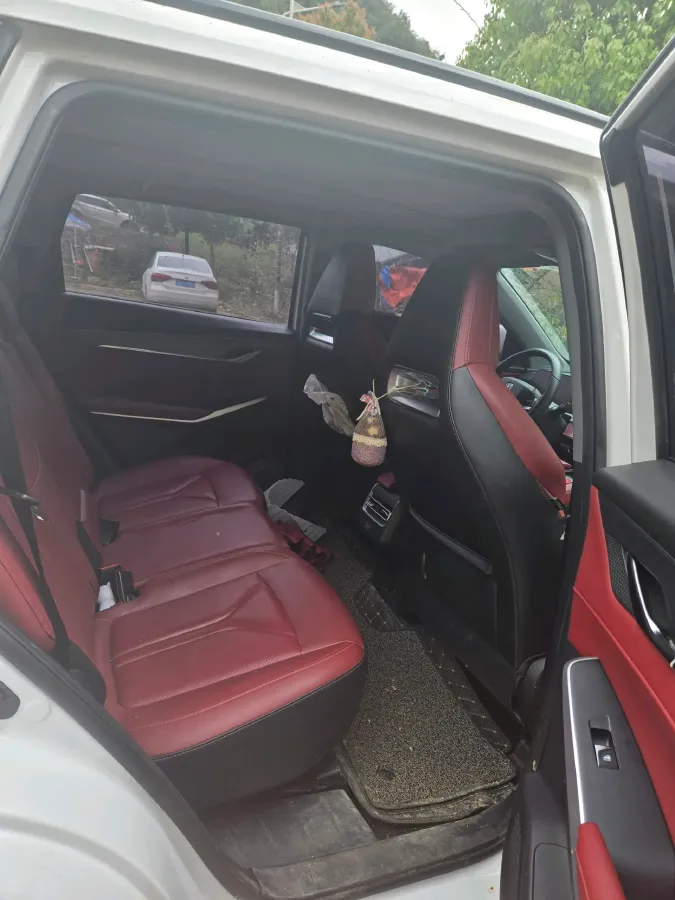 2022 ChangAn CS75 Plus 1.5T 188HP L4 8AT,autocango,china used car exporter,china ev exporter,chinese used car exporter,chinese used ev exporter