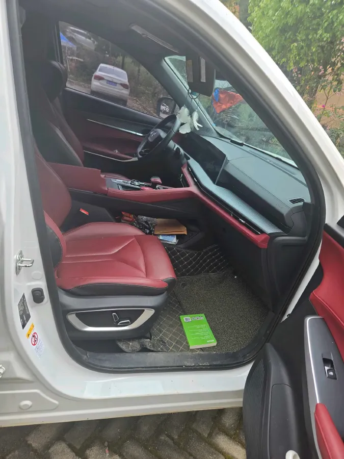 2022 ChangAn CS75 Plus 1.5T 188HP L4 8AT,autocango,china used car exporter,china ev exporter,chinese used car exporter,chinese used ev exporter