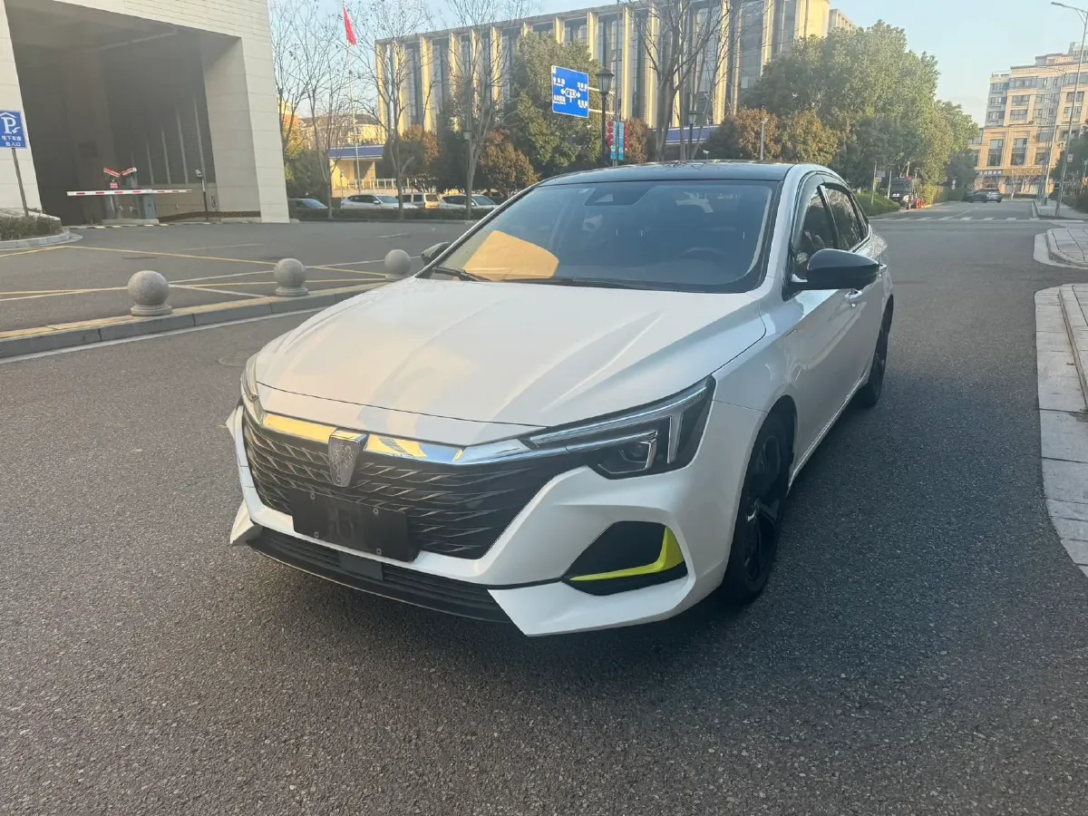 2020 Roewe i6 MAX 1.5T 169HP L4 AMT PHEV,autocango,china used car exporter,china ev exporter,chinese used car exporter,chinese used ev exporter