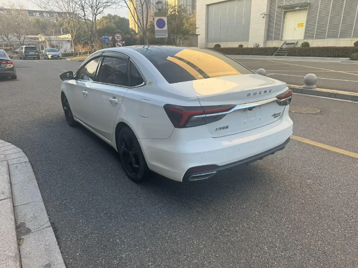 2020 Roewe i6 MAX 1.5T 169HP L4 AMT PHEV,autocango,china used car exporter,china ev exporter,chinese used car exporter,chinese used ev exporter