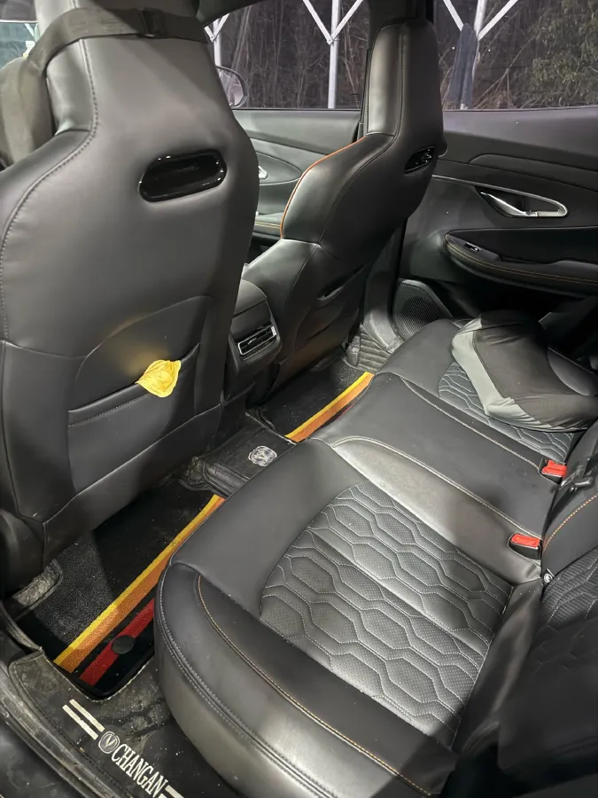 2022 ChangAn UNI-T 1.5T 188HP L4 7DCT,autocango,china used car exporter,china ev exporter,chinese used car exporter,chinese used ev exporter