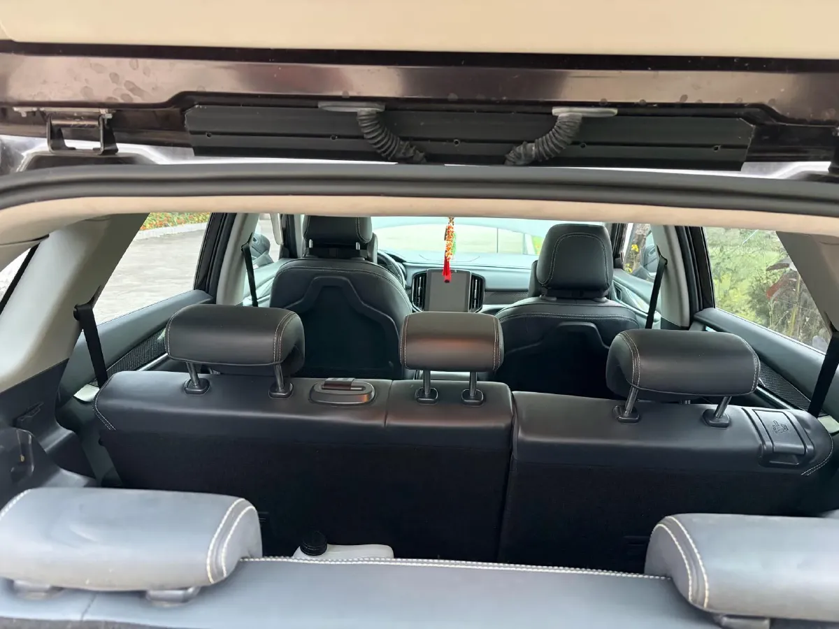 2019 Brilliance Auto V7 1.6T 204HP L4 7DCT,autocango,china used car exporter,china ev exporter,chinese used car exporter,chinese used ev exporter