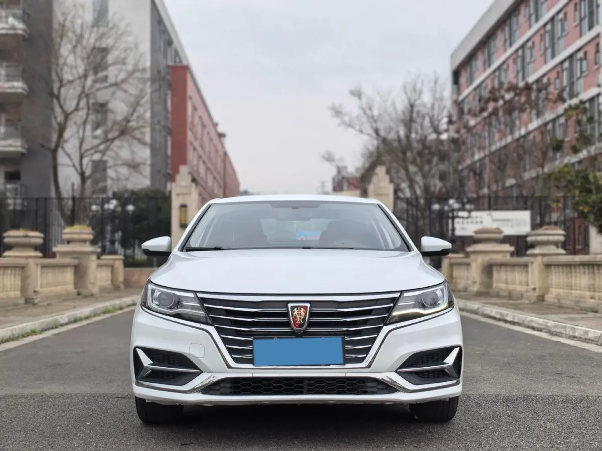 2020 Roewe i6 1.6L 125HP L4 CVT,autocango,china used car exporter,china ev exporter,chinese used car exporter,chinese used ev exporter
