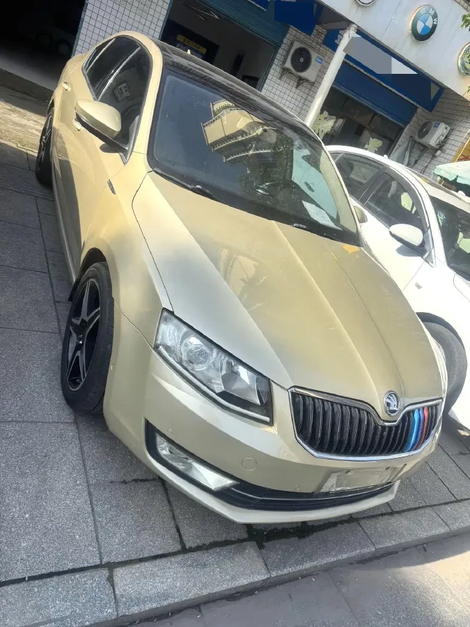 2015 Skoda Octavia 1.4T 150HP L4 7DCT,autocango,china used car exporter,china ev exporter,chinese used car exporter,chinese used ev exporter