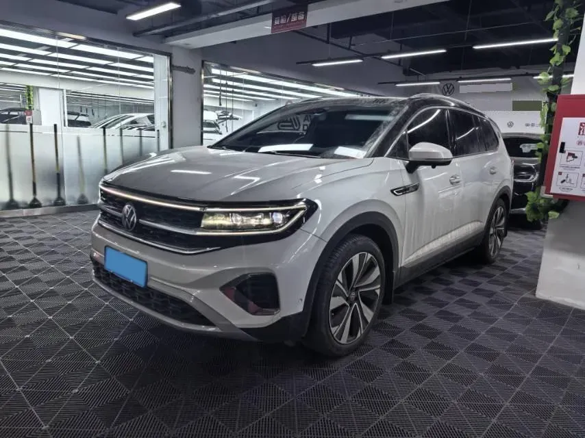 2021 Volkswagen Talagon 2.0T 220HP L4 7DCT,autocango,china used car exporter,china ev exporter,chinese used car exporter,chinese used ev exporter