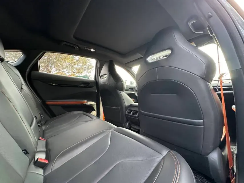 2024 ChangAn UNI-V 1.5T 188HP L4 7DCT,autocango,china used car exporter,china ev exporter,chinese used car exporter,chinese used ev exporter