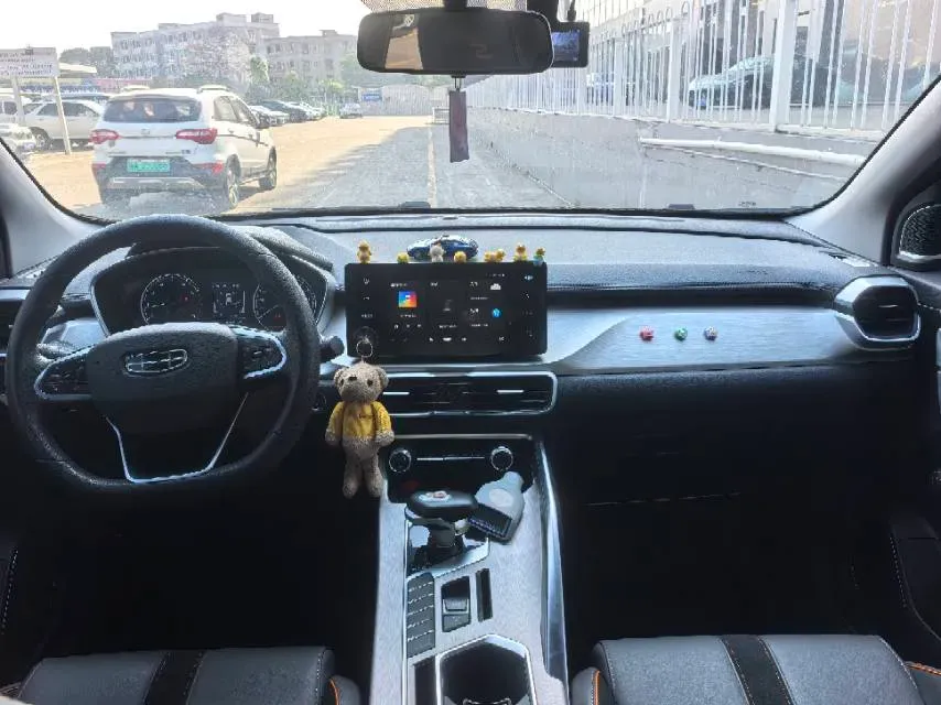 2024 Geely Coolray 1.5T 181HP L4 7DCT,autocango,china used car exporter,china ev exporter,chinese used car exporter,chinese used ev exporter