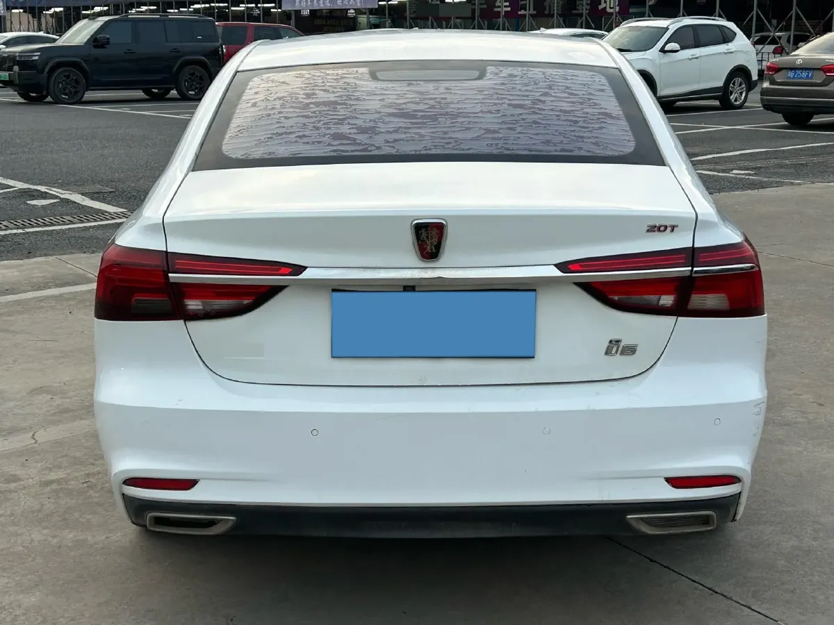 2017 Roewe i6 1.5T 169HP L4 7DCT,autocango,china used car exporter,china ev exporter,chinese used car exporter,chinese used ev exporter