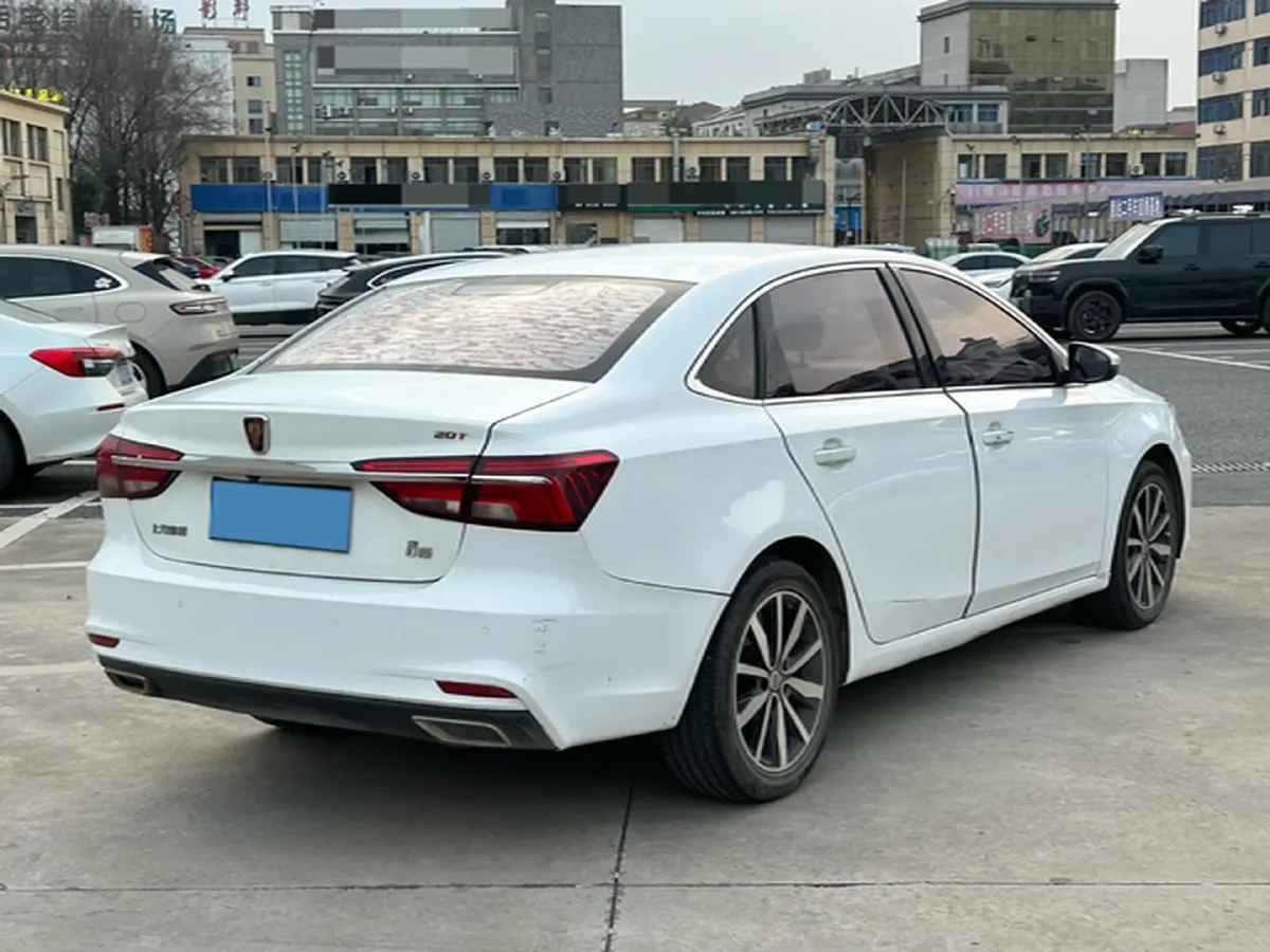 2017 Roewe i6 1.5T 169HP L4 7DCT,autocango,china used car exporter,china ev exporter,chinese used car exporter,chinese used ev exporter