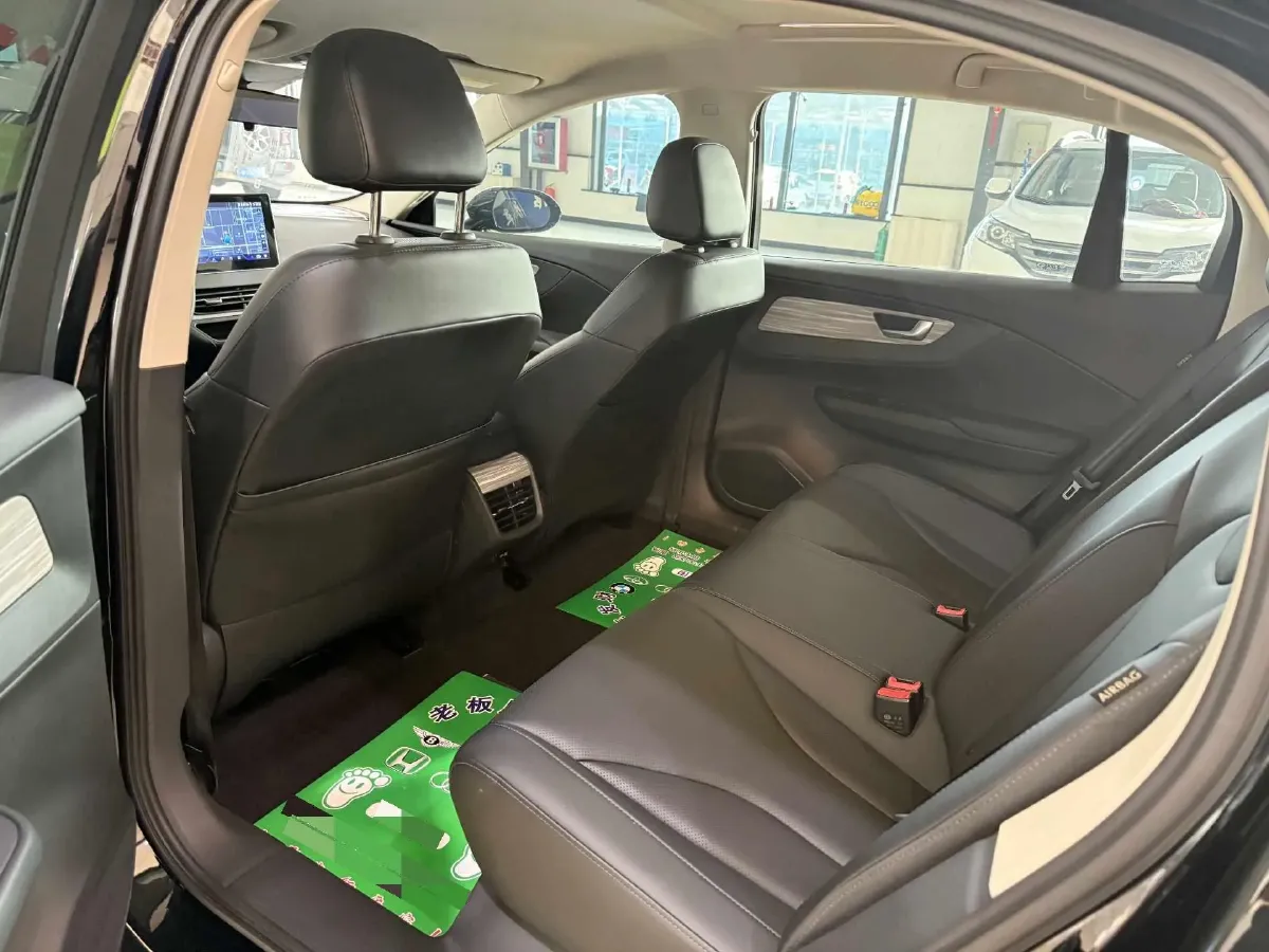 2024 HongQi E-QM5 BEV 72KWH,autocango,china used car exporter,china ev exporter,chinese used car exporter,chinese used ev exporter