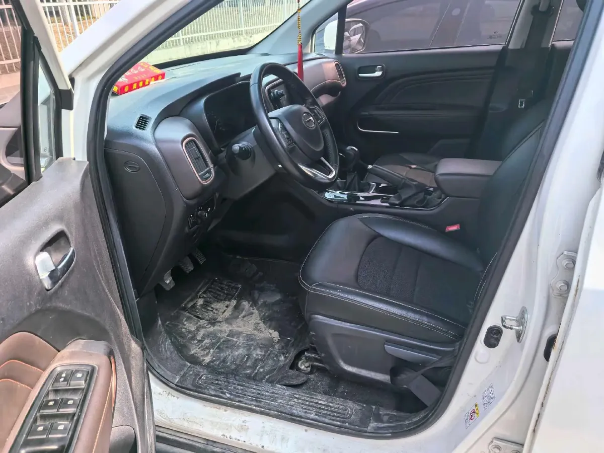 2019 GAC Trumpchi GS3 1.5T 163HP L3 6MT,autocango,china used car exporter,china ev exporter,chinese used car exporter,chinese used ev exporter