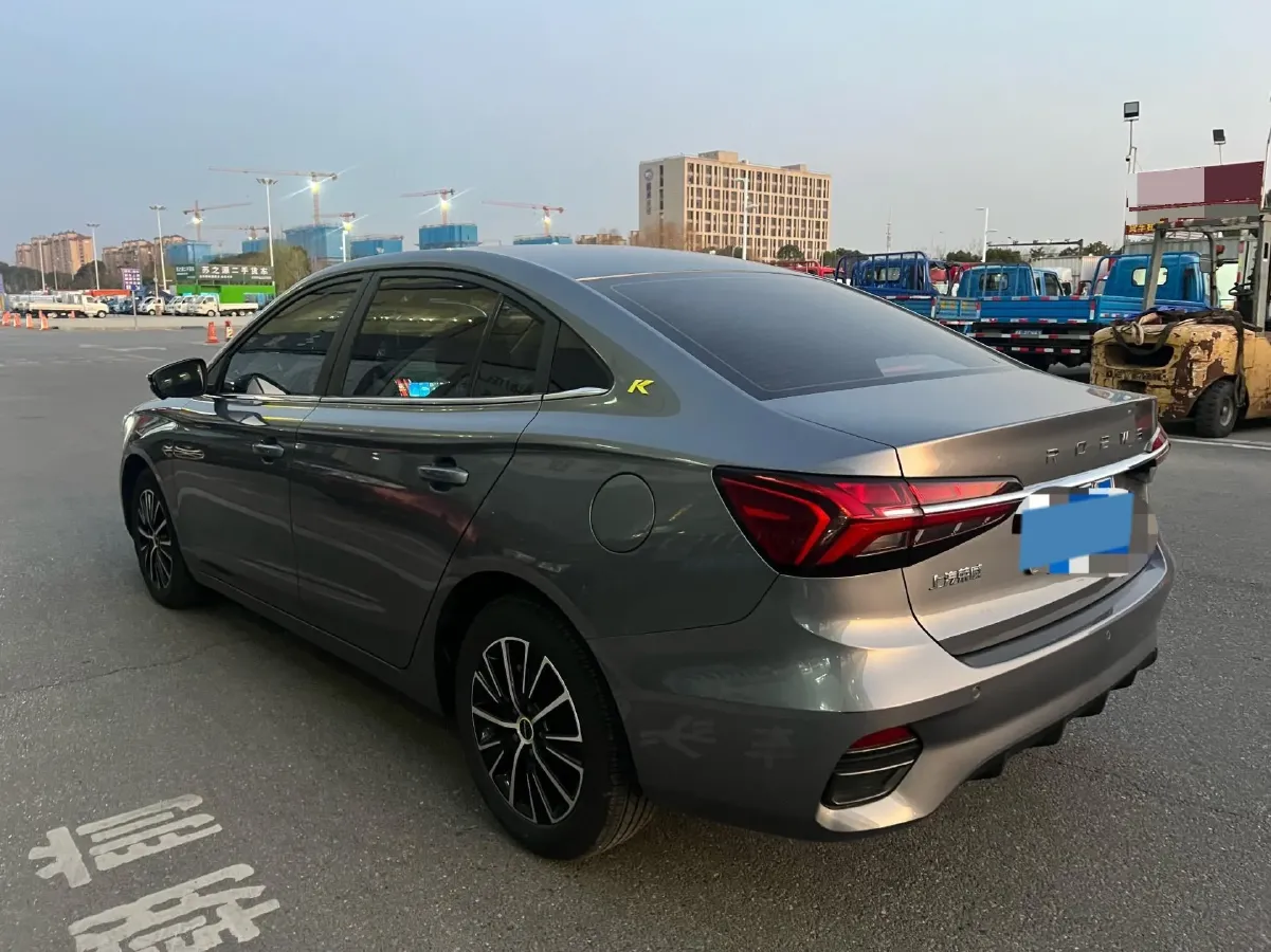 2021 Roewe i5 1.5L 120HP L4 CVT,autocango,china used car exporter,china ev exporter,chinese used car exporter,chinese used ev exporter