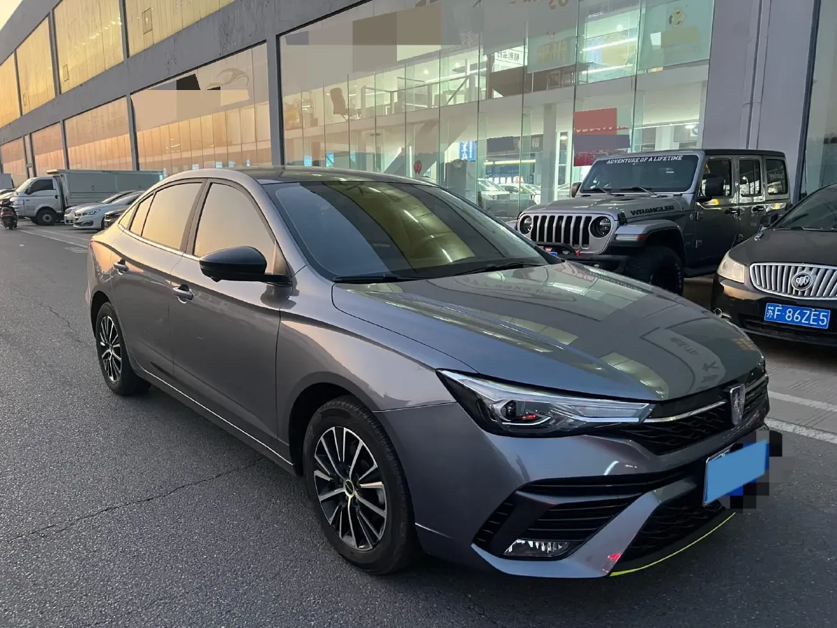 2021 Roewe i5 1.5L 120HP L4 CVT,autocango,china used car exporter,china ev exporter,chinese used car exporter,chinese used ev exporter