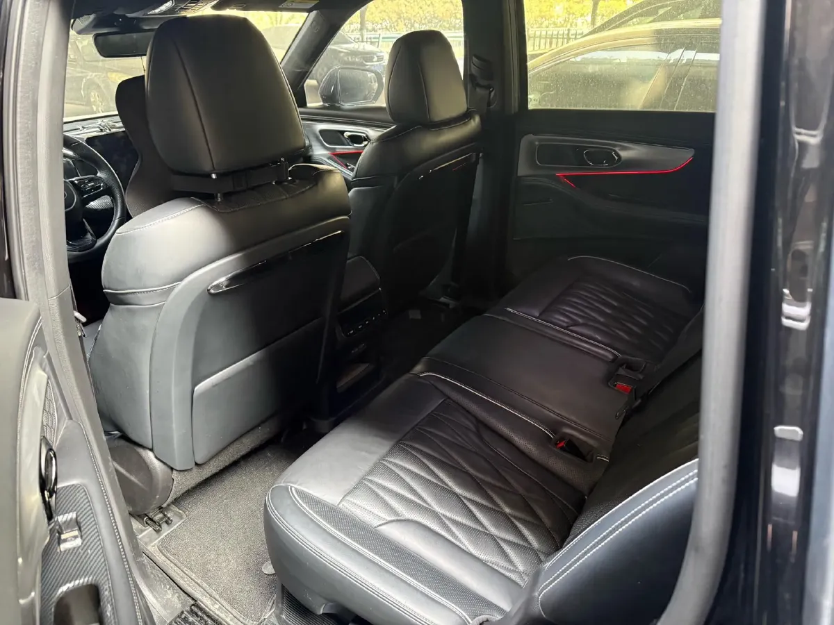 2022 GAC Trumpchi GS8 2.0T 190HP L4 E-CVT Hybrid,autocango,china used car exporter,china ev exporter,chinese used car exporter,chinese used ev exporter