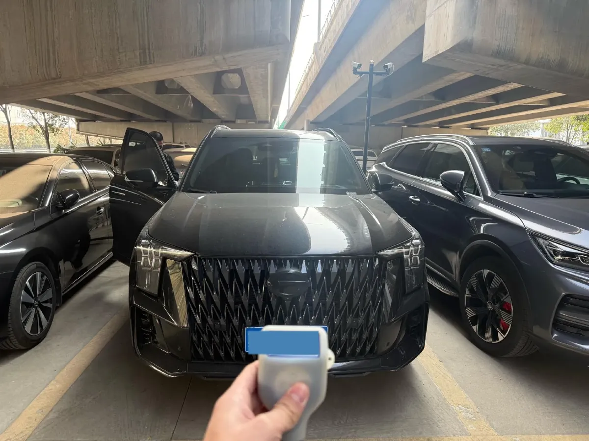 2022 GAC Trumpchi GS8 2.0T 190HP L4 E-CVT Hybrid,autocango,china used car exporter,china ev exporter,chinese used car exporter,chinese used ev exporter