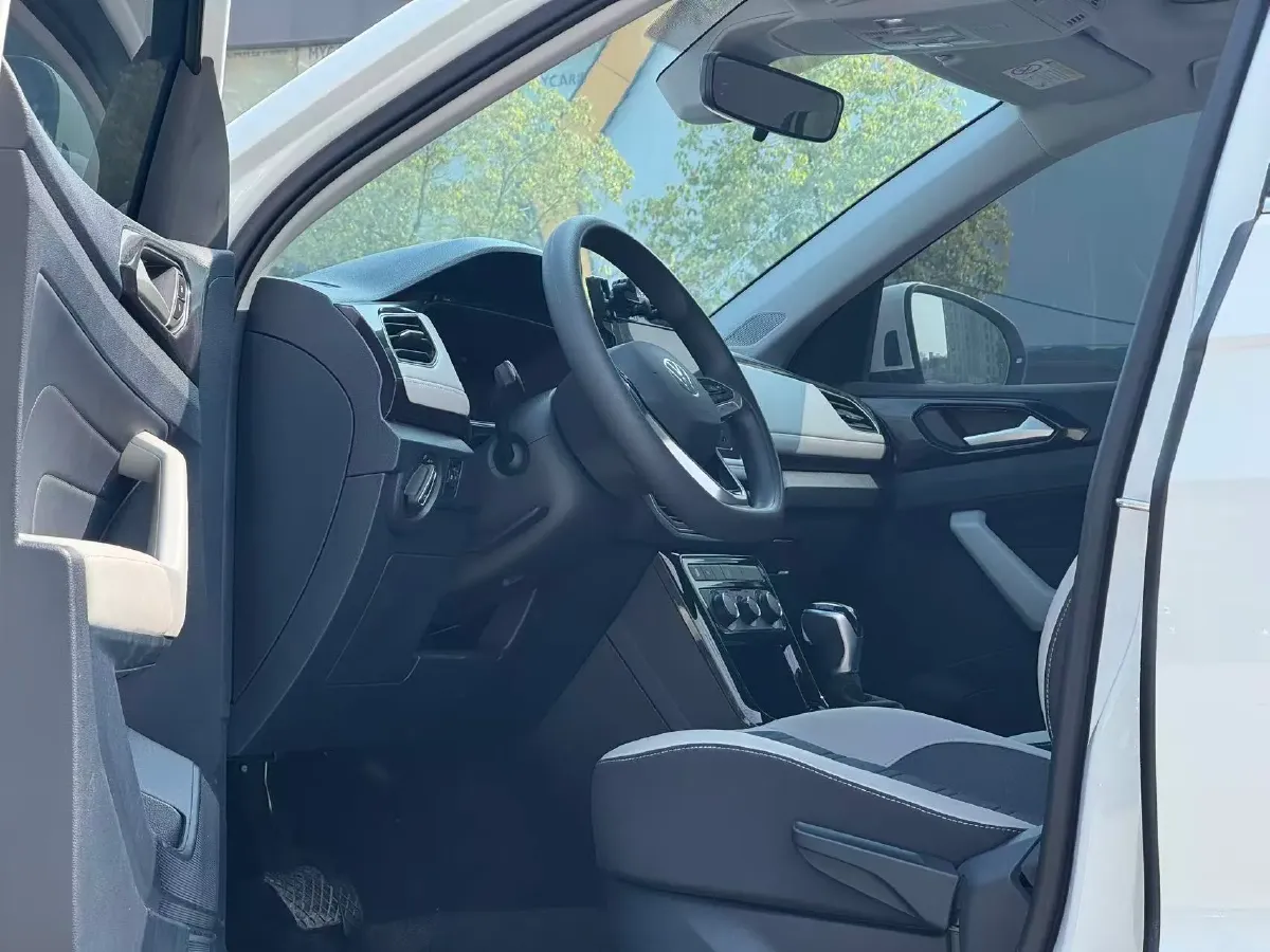 2025 Volkswagen Tharu 1.5L 110HP L4 6AT,autocango,china used car exporter,china ev exporter,chinese used car exporter,chinese used ev exporter