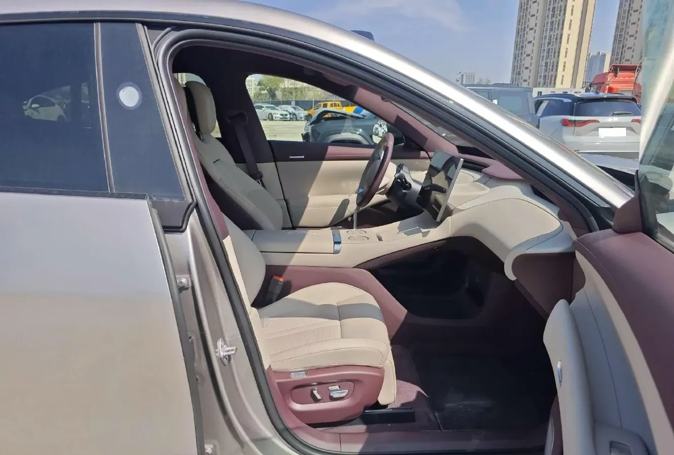 2025 MI YU7 BEV 96.3KWH,autocango,china used car exporter,china ev exporter,chinese used car exporter,chinese used ev exporter