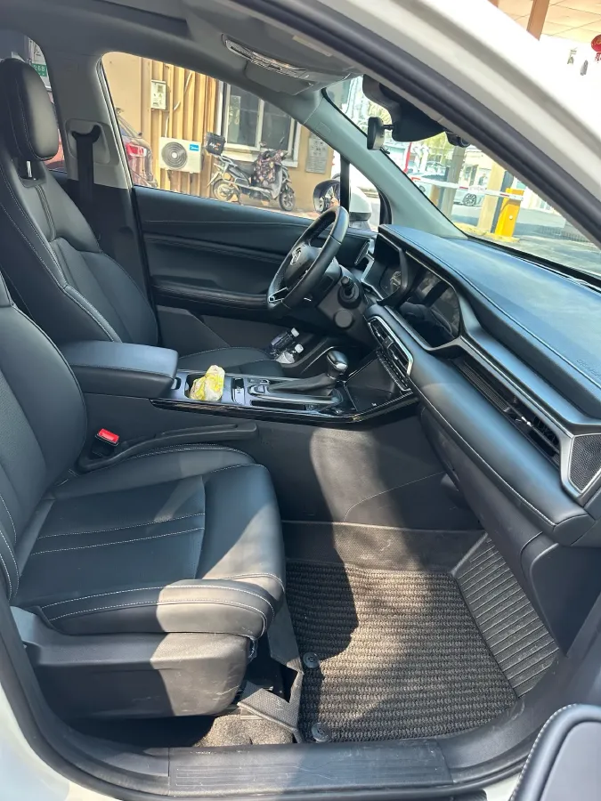 2022 GAC Trumpchi GS4 1.5T 169HP L4 6AT,autocango,china used car exporter,china ev exporter,chinese used car exporter,chinese used ev exporter