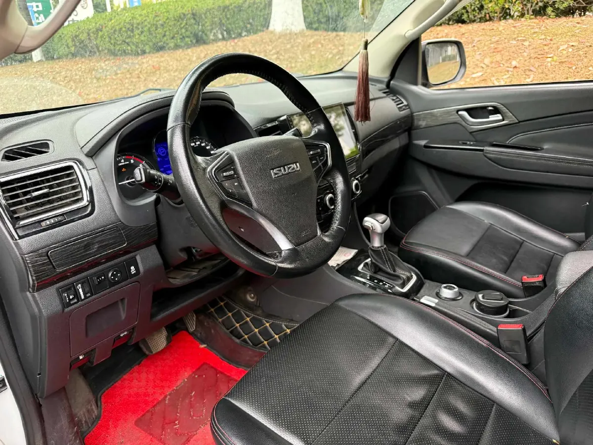 2018 Isuzu Mu-X 1.9T 163HP L4 6AT,autocango,china used car exporter,china ev exporter,chinese used car exporter,chinese used ev exporter