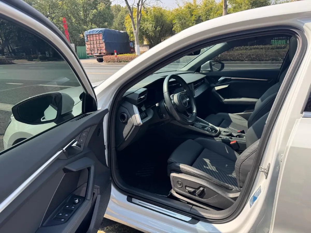 2021 Audi A3 1.4T 150HP L4 7DCT,autocango,china used car exporter,china ev exporter,chinese used car exporter,chinese used ev exporter