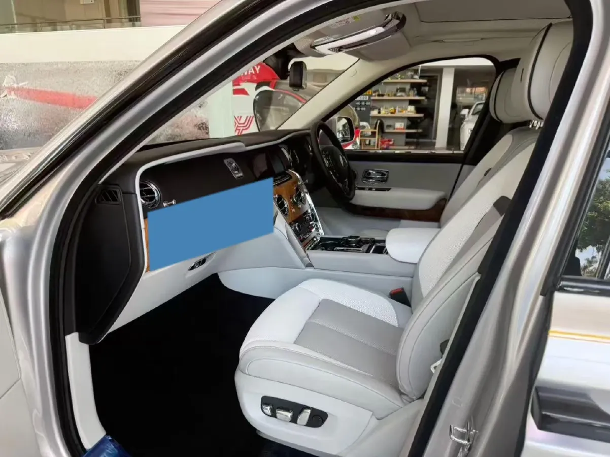 2020 Rolls-Royce Cullinan 6.7T 600HP V12 8AT,autocango,china used car exporter,china ev exporter,chinese used car exporter,chinese used ev exporter