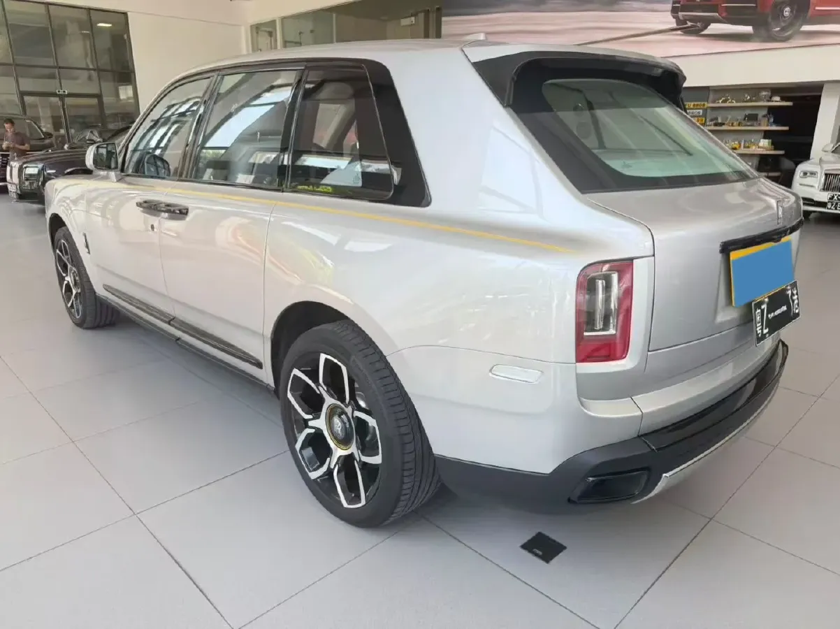 2020 Rolls-Royce Cullinan 6.7T 600HP V12 8AT,autocango,china used car exporter,china ev exporter,chinese used car exporter,chinese used ev exporter
