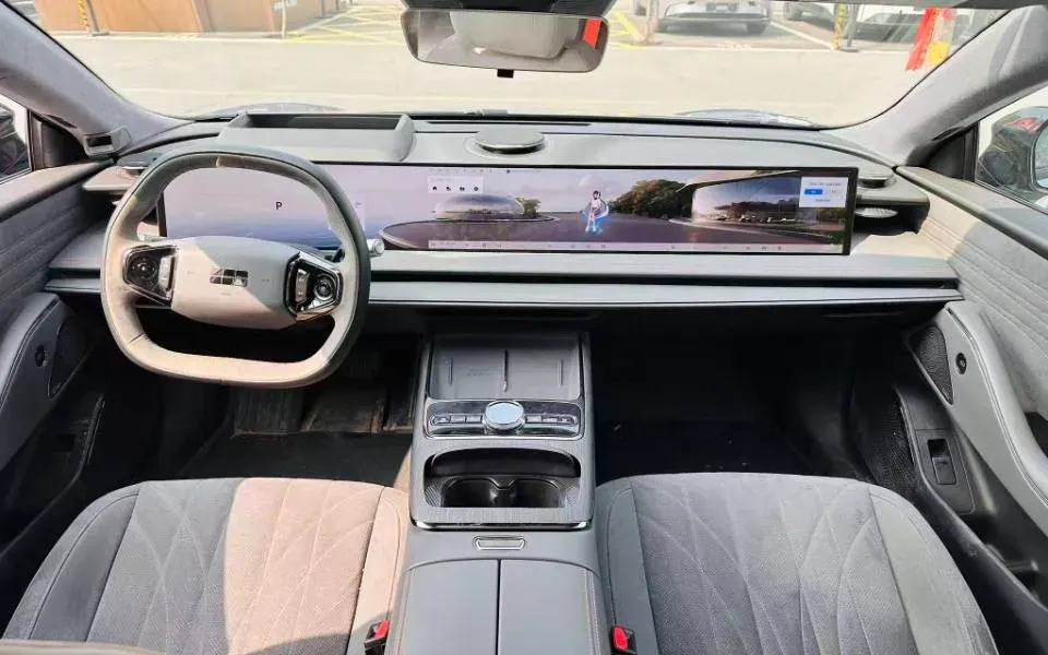 2024 Geely Galaxy E8 BEV 76KWH,autocango,china used car exporter,china ev exporter,chinese used car exporter,chinese used ev exporter