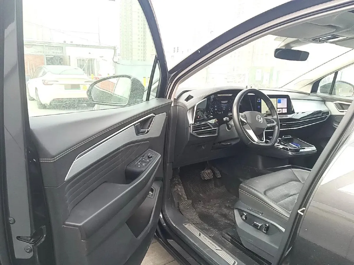 2021 Volkswagen Talagon 2.0T 220HP L4 7DCT,autocango,china used car exporter,china ev exporter,chinese used car exporter,chinese used ev exporter