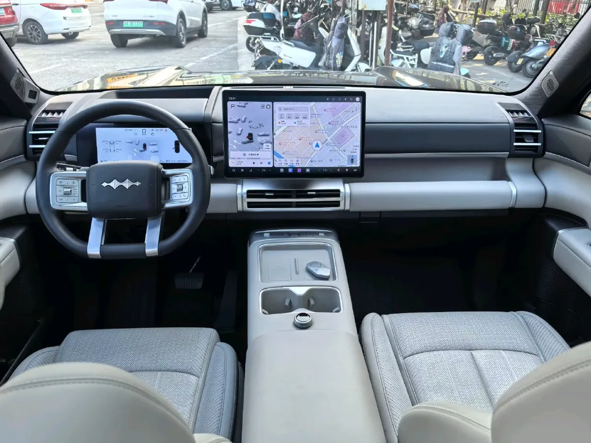 2025 FangChengBao Tai 7 1.5T 156HP L4 E-CVT PHEV,autocango,china used car exporter,china ev exporter,chinese used car exporter,chinese used ev exporter