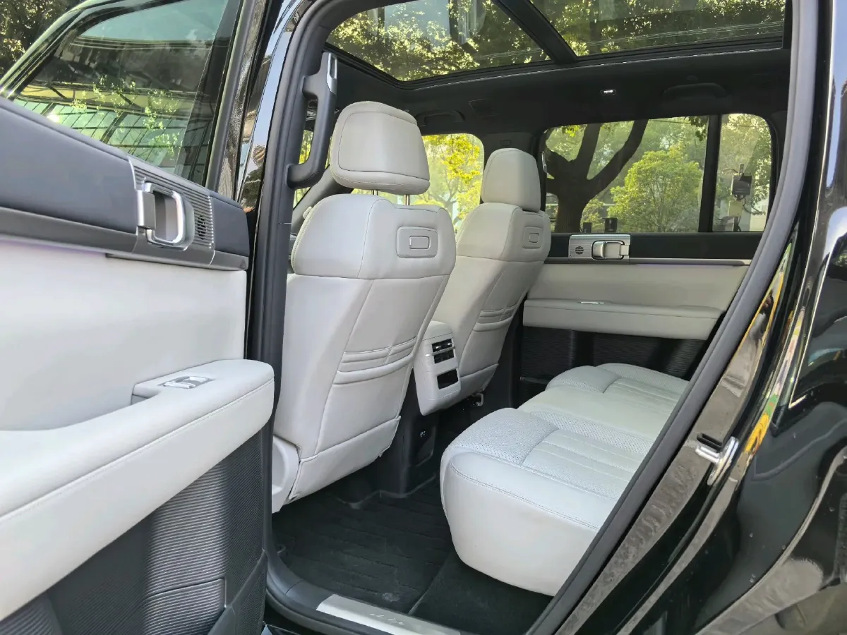 2025 FangChengBao Tai 7 1.5T 156HP L4 E-CVT PHEV,autocango,china used car exporter,china ev exporter,chinese used car exporter,chinese used ev exporter