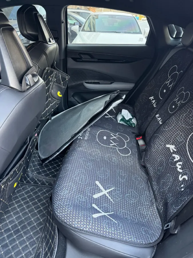 2022 ChangAn UNI-V 1.5T 188HP L4 7DCT,autocango,china used car exporter,china ev exporter,chinese used car exporter,chinese used ev exporter