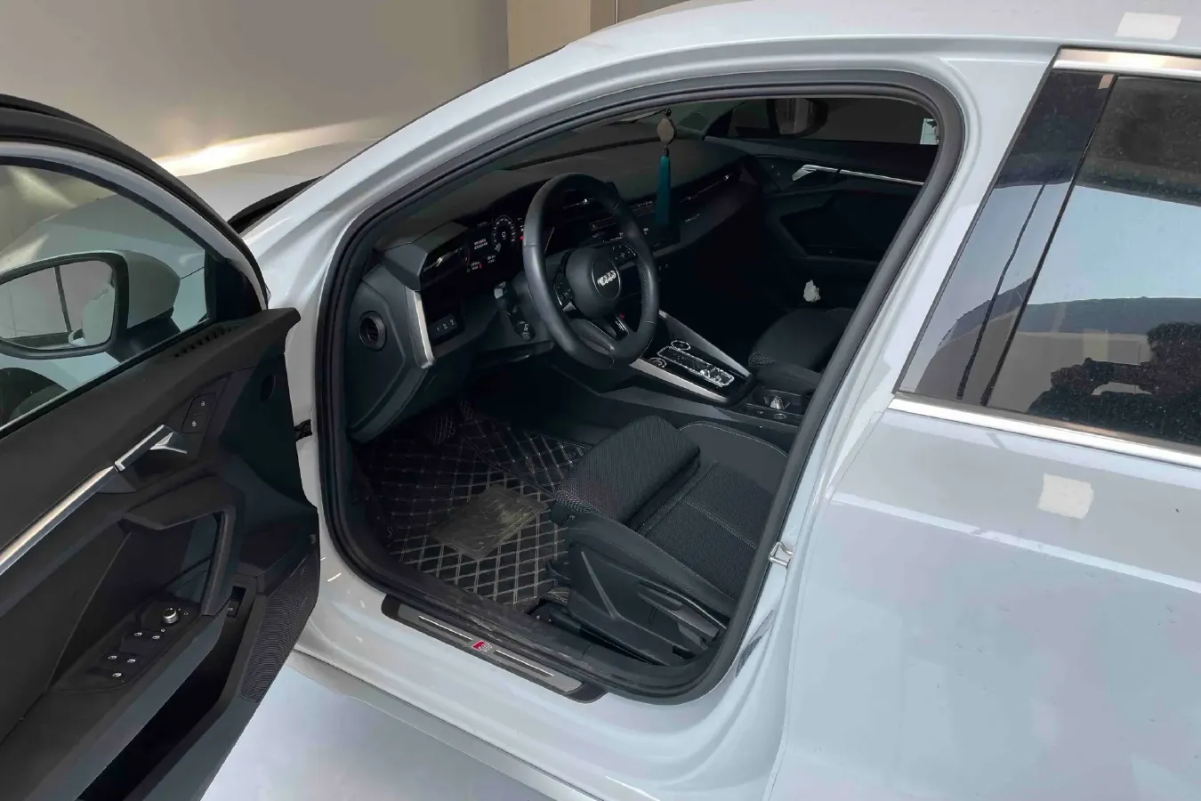 2022 Audi A3 1.4T 150HP L4 7DCT,autocango,china used car exporter,china ev exporter,chinese used car exporter,chinese used ev exporter