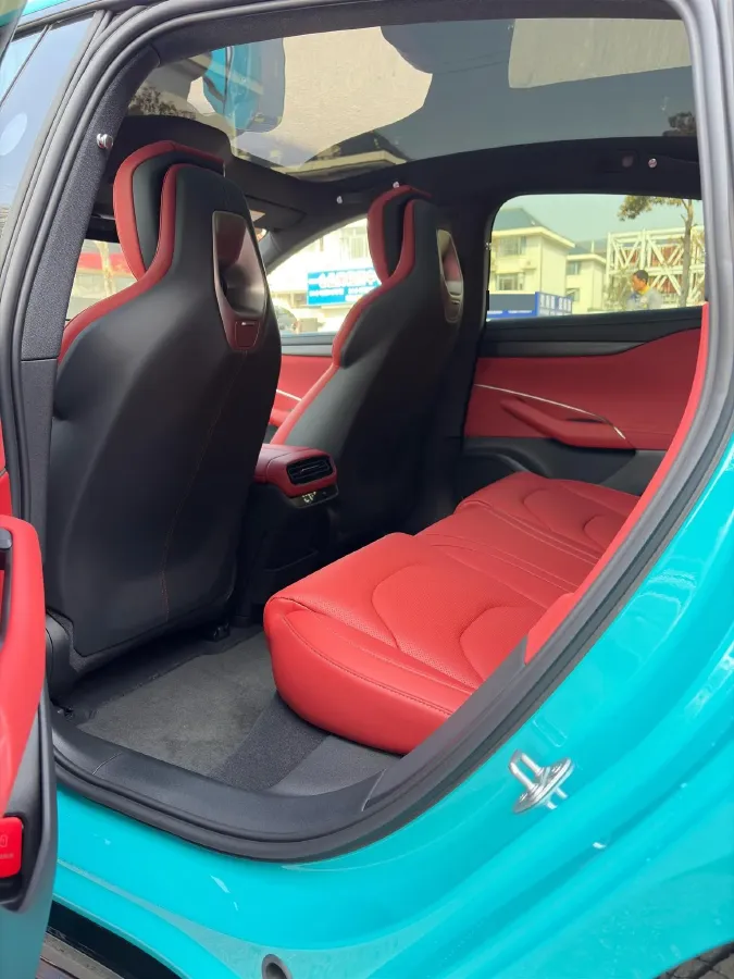 2024 MI SU7 BEV 73.6KWH,autocango,china used car exporter,china ev exporter,chinese used car exporter,chinese used ev exporter