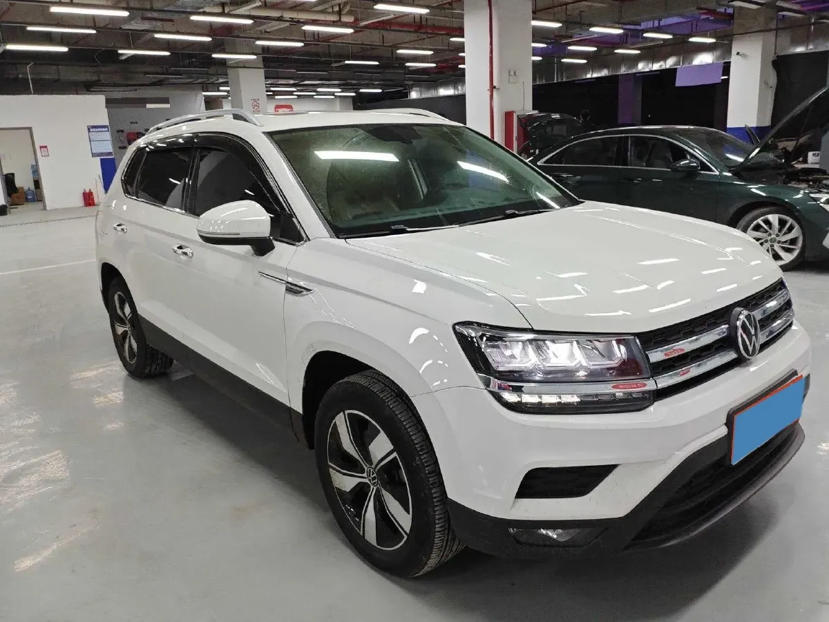 2022 Ford Transit 2.0T 202HP L4 6AT,autocango,china used car exporter,china ev exporter,chinese used car exporter,chinese used ev exporter