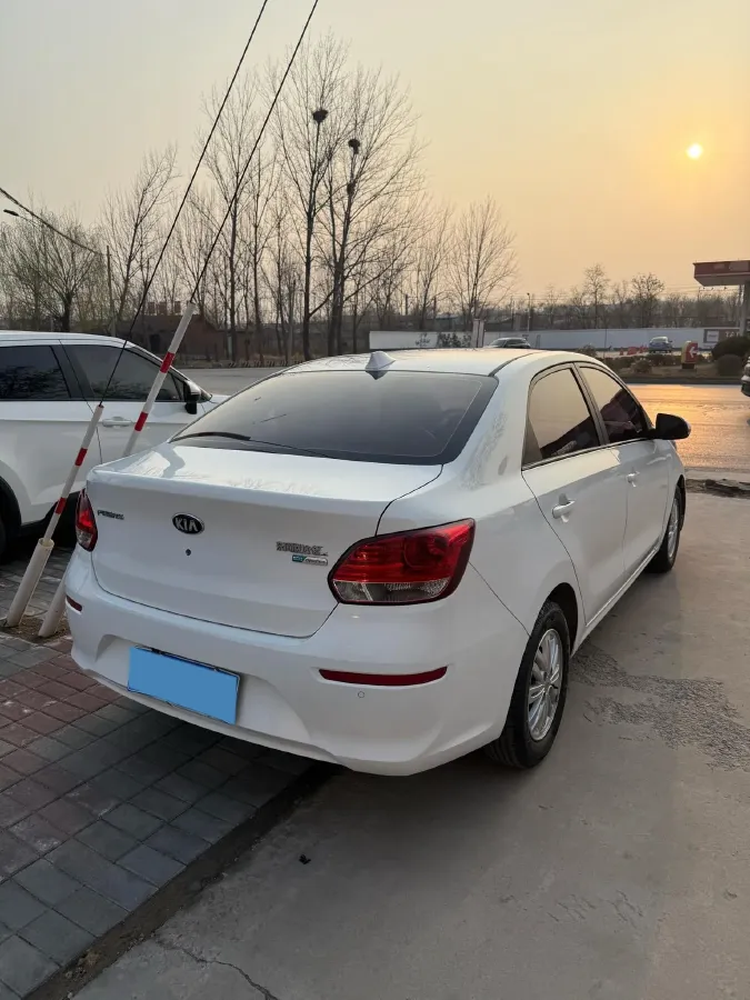 2017 Kia Pegas 1.4L 95HP L4 5MT,autocango,china used car exporter,china ev exporter,chinese used car exporter,chinese used ev exporter