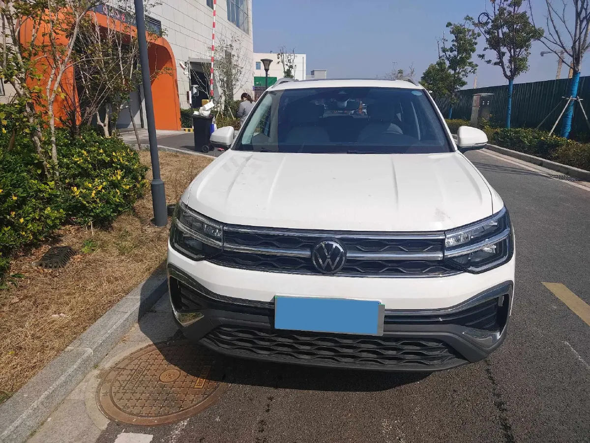 2024 Volkswagen Tharu 1.5T 160HP L4 7DCT,autocango,china used car exporter,china ev exporter,chinese used car exporter,chinese used ev exporter