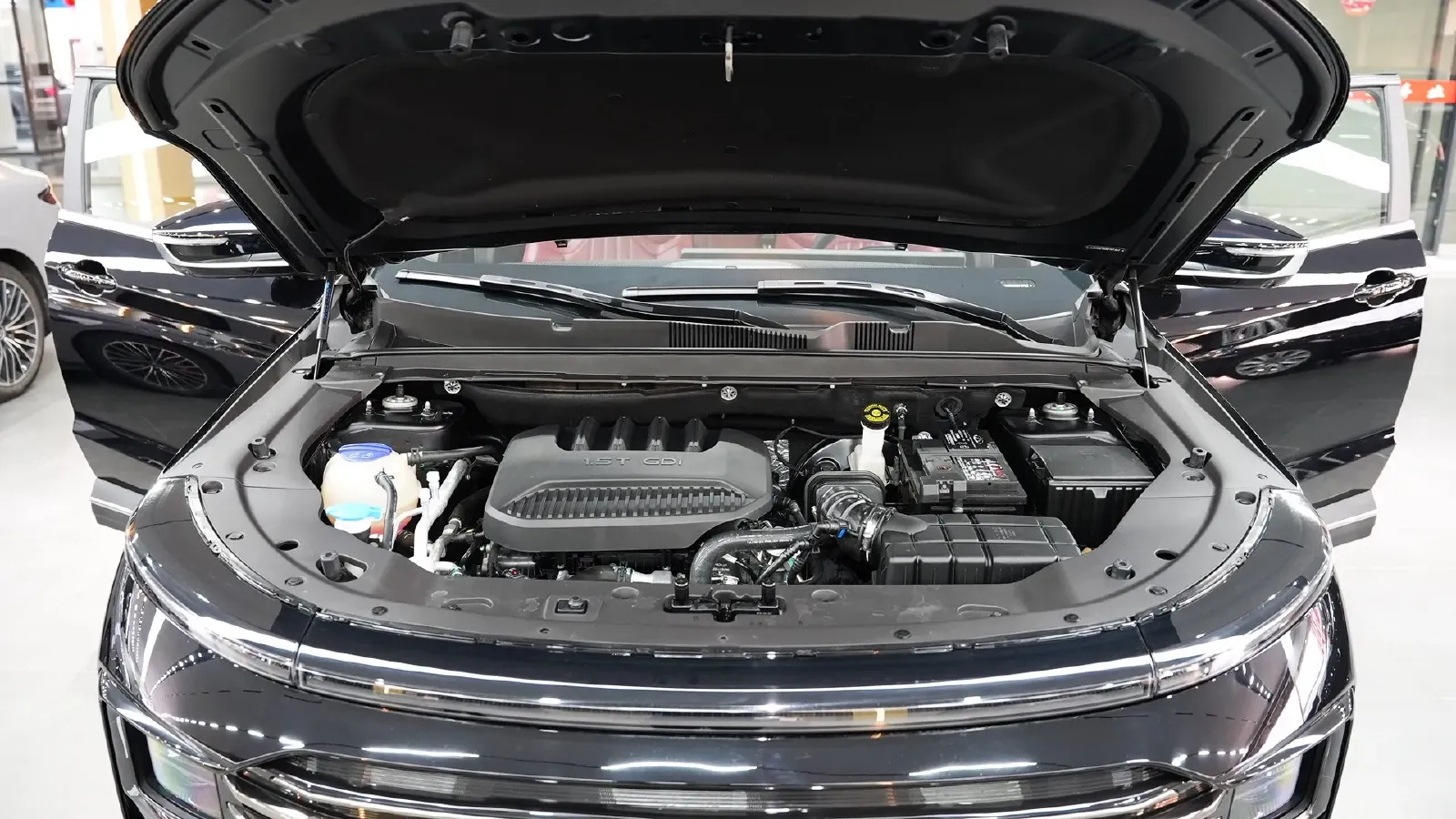 2025 Jetour X70 Plus 1.5T 184HP L4 7DCT,autocango,china used car exporter,china ev exporter,chinese used car exporter,chinese used ev exporter