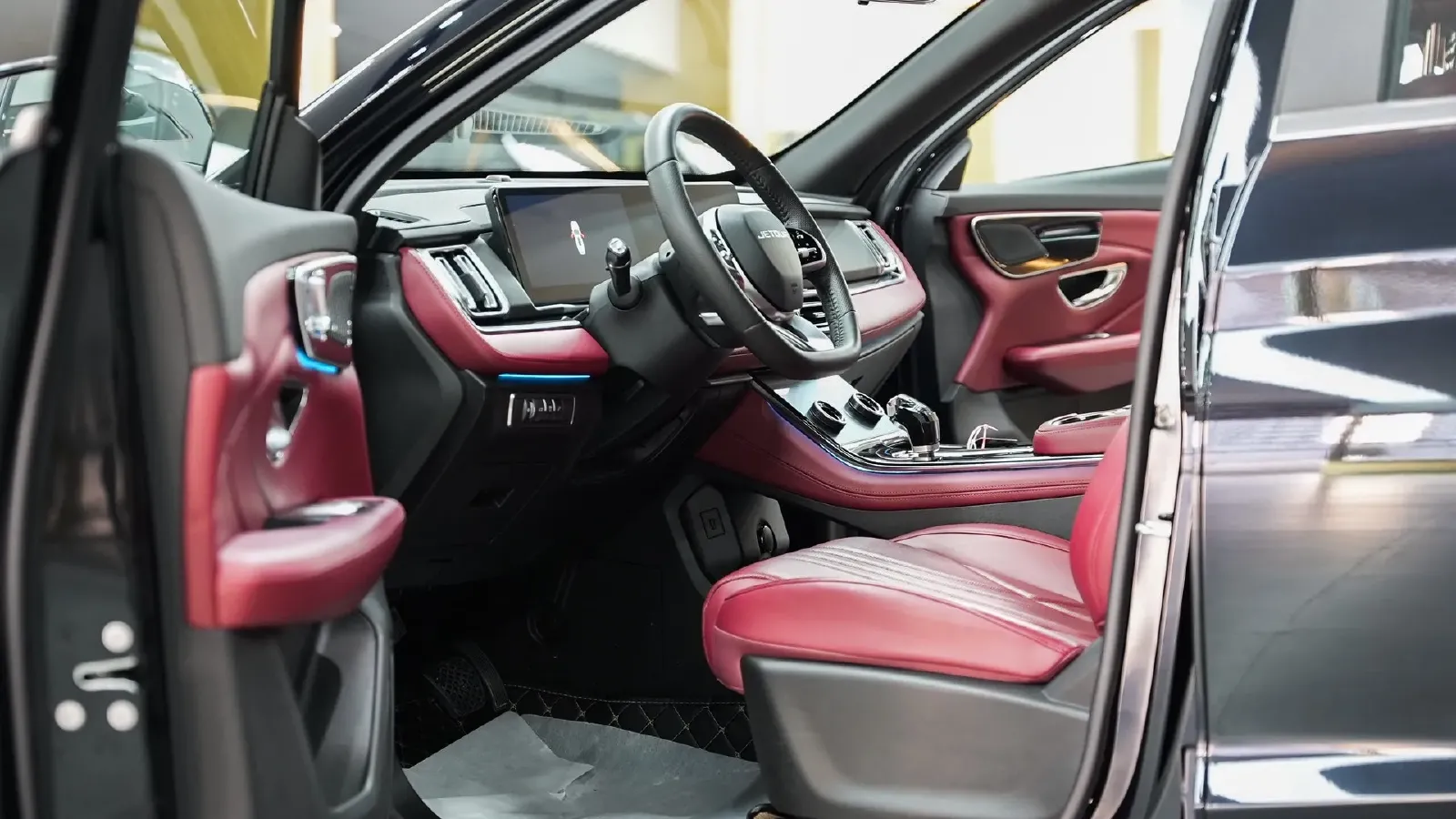 2025 Jetour X70 Plus 1.5T 184HP L4 7DCT,autocango,china used car exporter,china ev exporter,chinese used car exporter,chinese used ev exporter