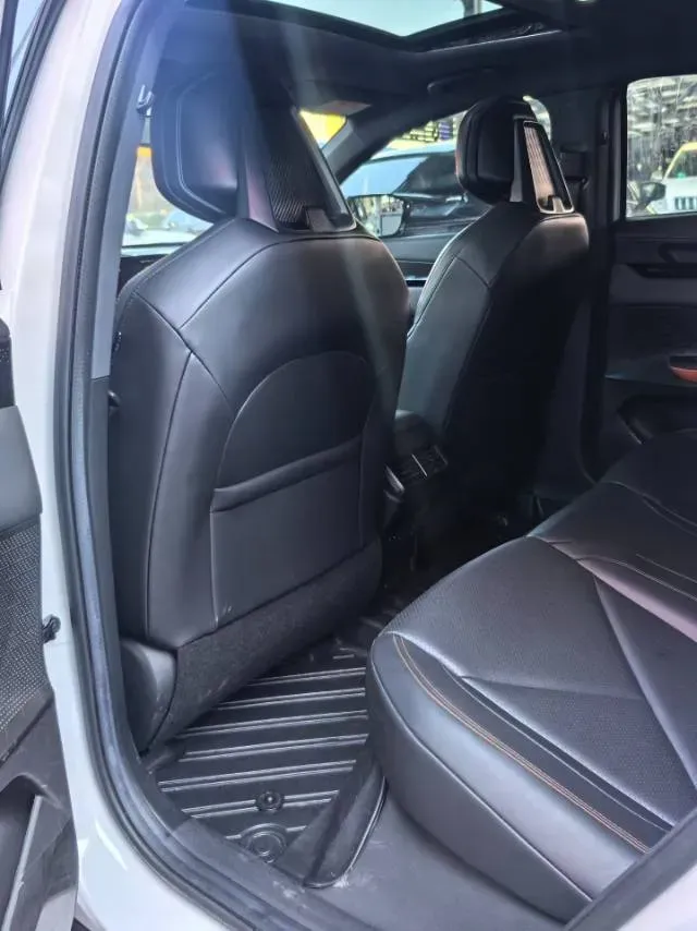 2023 ChangAn UNI-V iDD 1.5T 170HP L4 6TCT PHEV 18.4KWH,autocango,china used car exporter,china ev exporter,chinese used car exporter,chinese used ev exporter