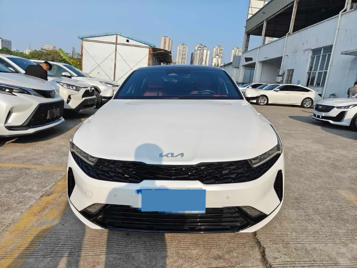 2021 Kia K5 2.0T 240HP L4 8AT,autocango,china used car exporter,china ev exporter,chinese used car exporter,chinese used ev exporter