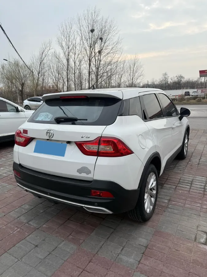 2017 Brilliance Auto V3 1.5L 112HP L4 5MT,autocango,china used car exporter,china ev exporter,chinese used car exporter,chinese used ev exporter