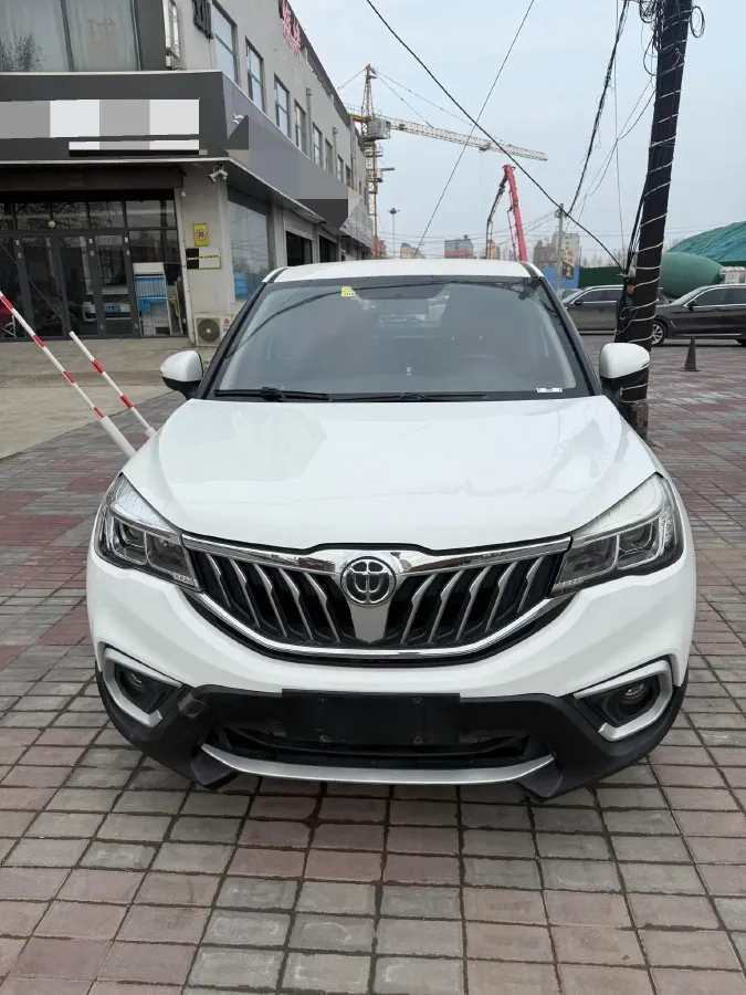 2017 Brilliance Auto V3 1.5L 112HP L4 5MT,autocango,china used car exporter,china ev exporter,chinese used car exporter,chinese used ev exporter