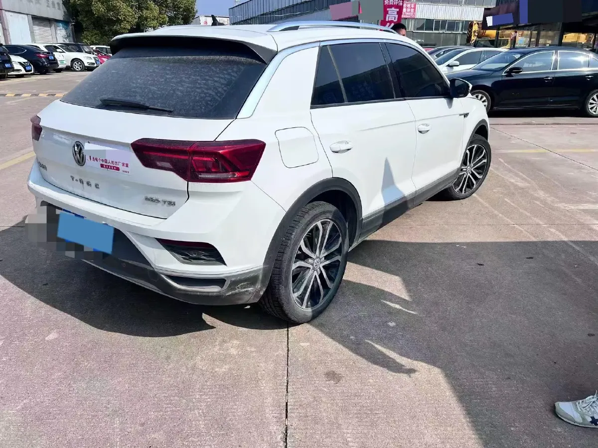 2021 Volkswagen T-Roc 1.4T 150HP L4 7DCT,autocango,china used car exporter,china ev exporter,chinese used car exporter,chinese used ev exporter