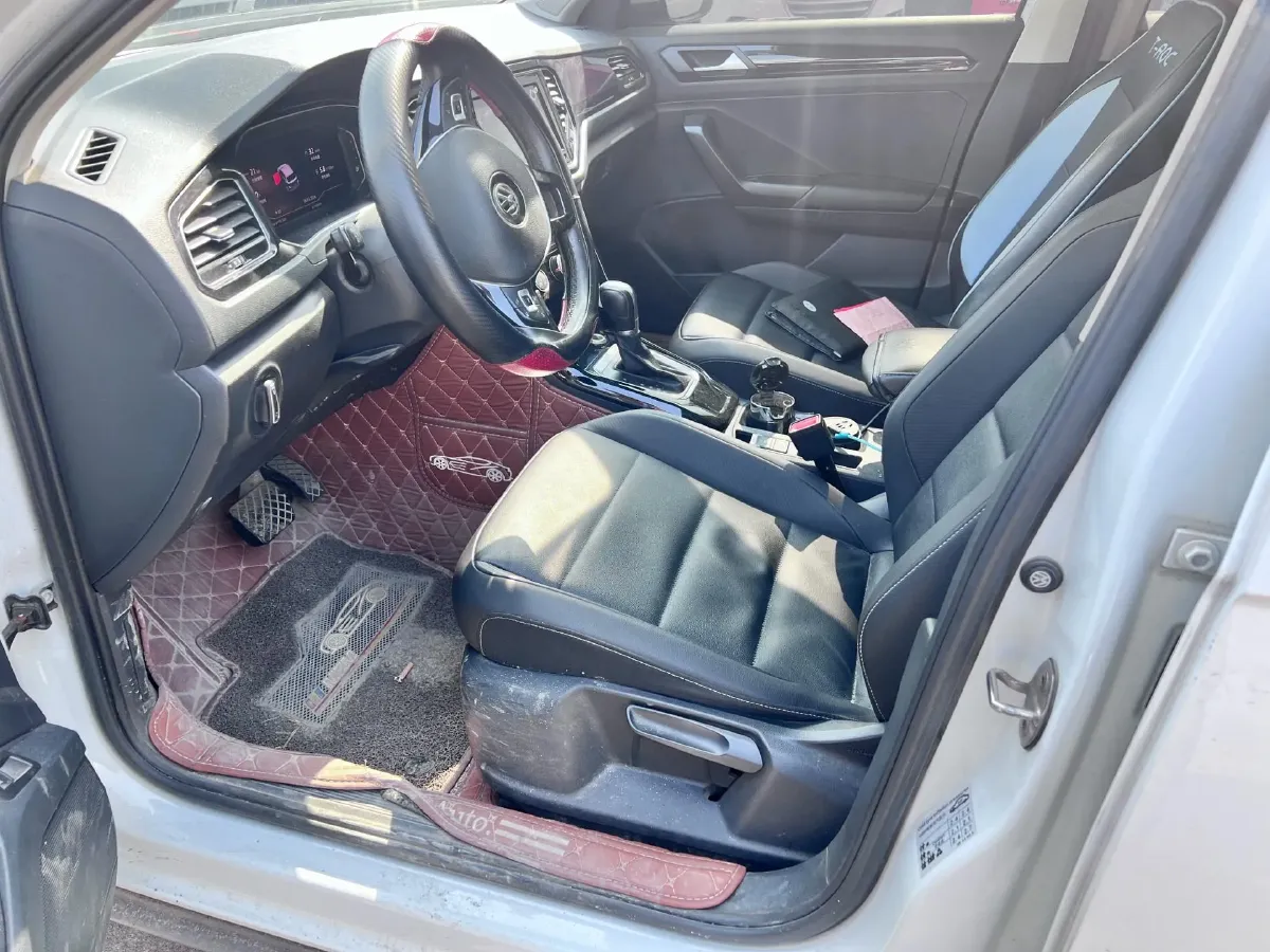 2021 Volkswagen T-Roc 1.4T 150HP L4 7DCT,autocango,china used car exporter,china ev exporter,chinese used car exporter,chinese used ev exporter
