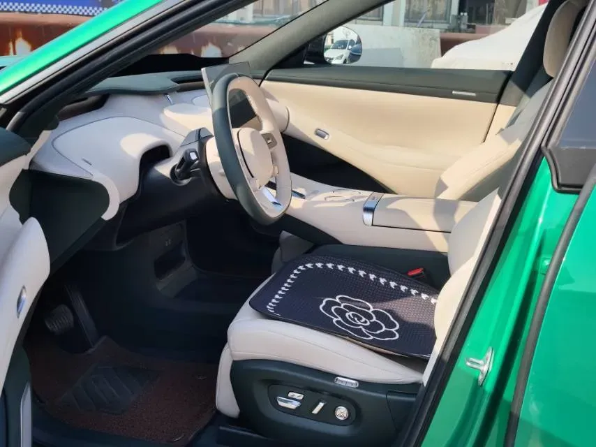 2025 MI YU7 BEV 96.3KWH,autocango,china used car exporter,china ev exporter,chinese used car exporter,chinese used ev exporter