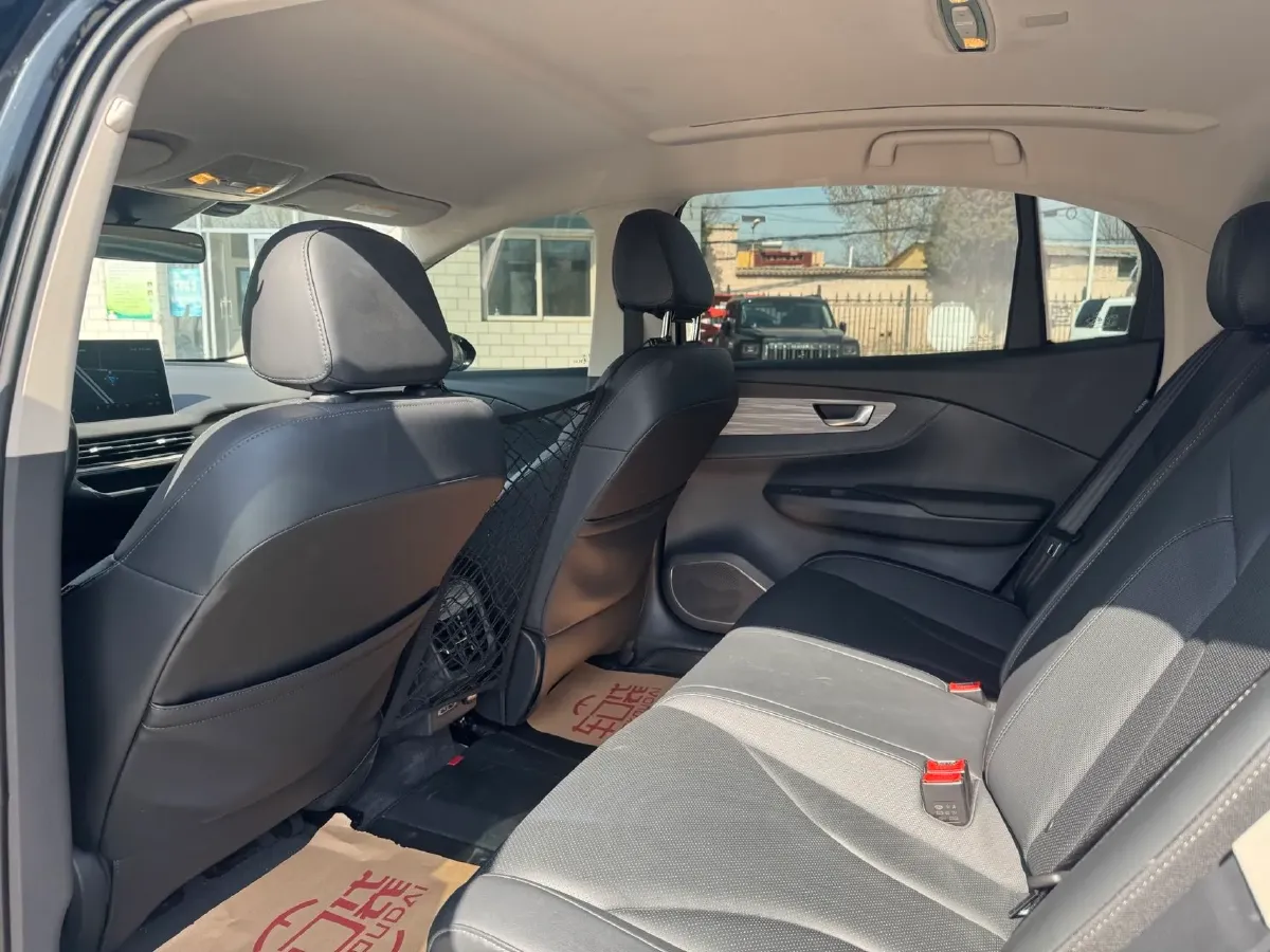 2023 HongQi E-QM5 BEV 82KWH,autocango,china used car exporter,china ev exporter,chinese used car exporter,chinese used ev exporter