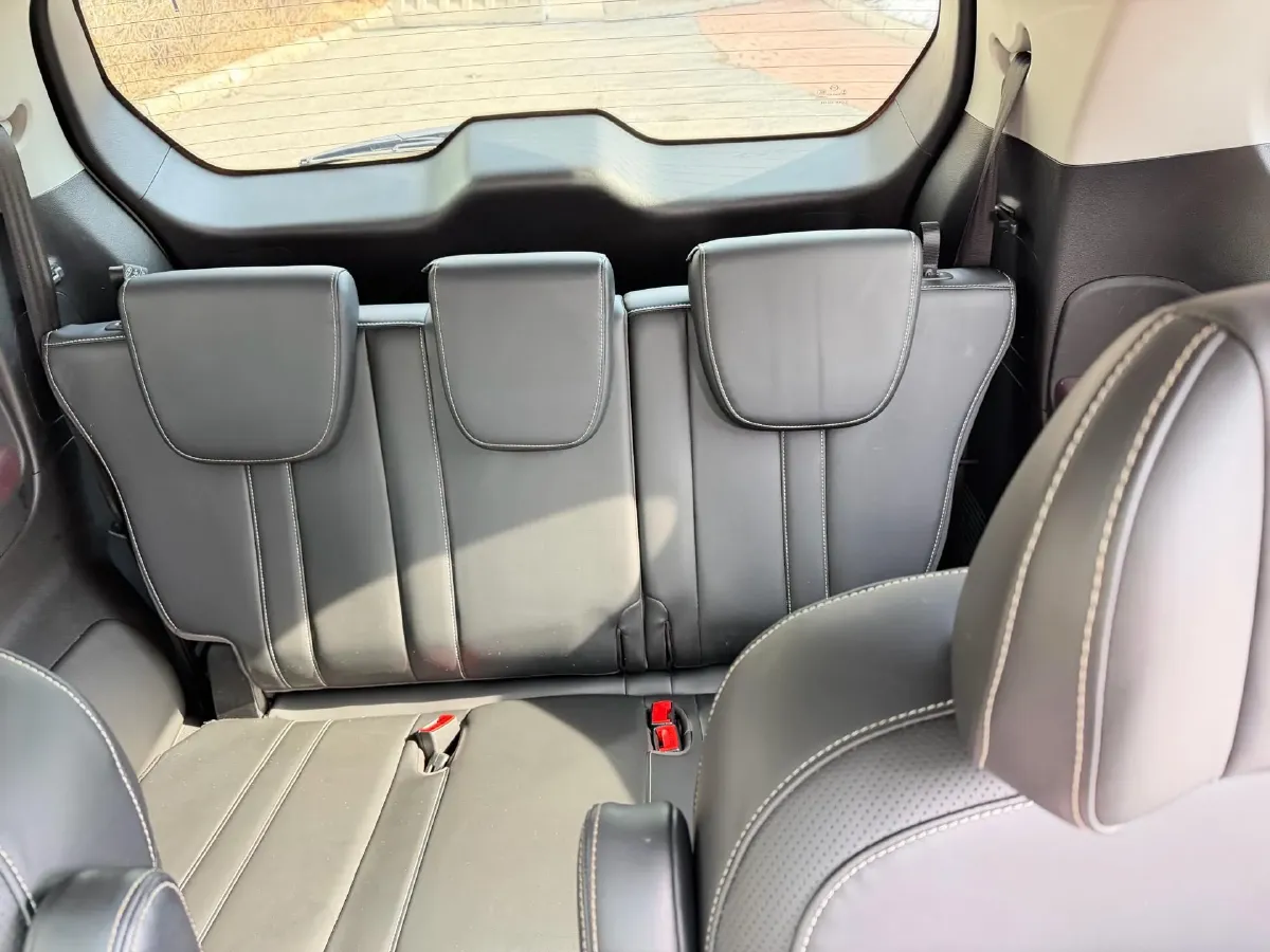 2021 GAC Trumpchi M6 1.5T 169HP L4 7DCT,autocango,china used car exporter,china ev exporter,chinese used car exporter,chinese used ev exporter