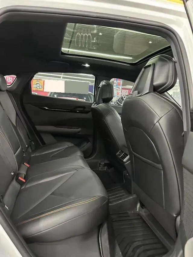 2022 ChangAn UNI-V 1.5T 188HP L4 7DCT,autocango,china used car exporter,china ev exporter,chinese used car exporter,chinese used ev exporter