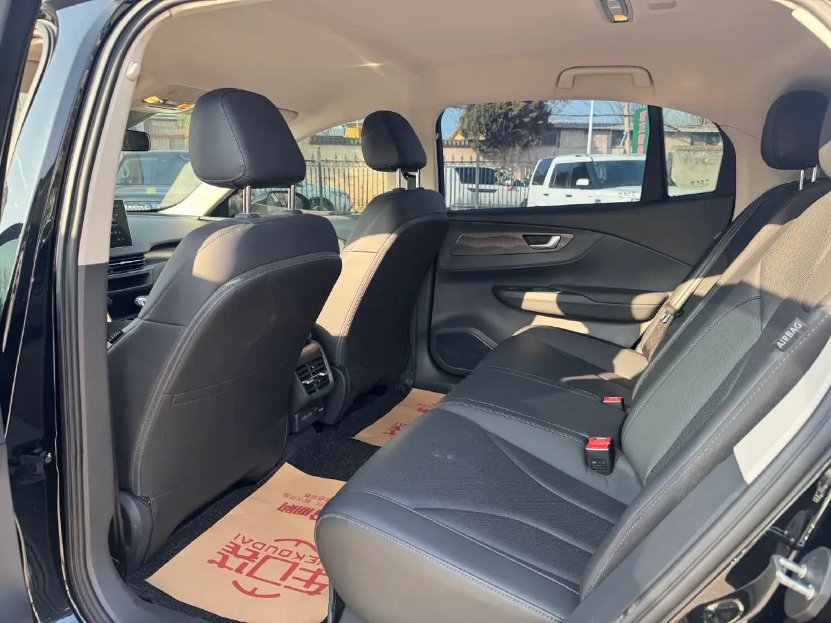 2023 HongQi E-QM5 BEV 54KWH,autocango,china used car exporter,china ev exporter,chinese used car exporter,chinese used ev exporter