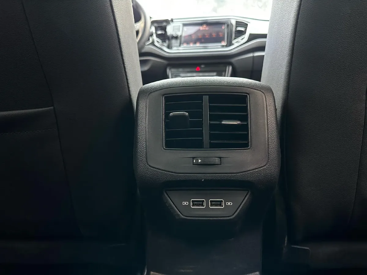 2019 Volkswagen T-Roc 1.4T 150HP L4 7DCT,autocango,china used car exporter,china ev exporter,chinese used car exporter,chinese used ev exporter